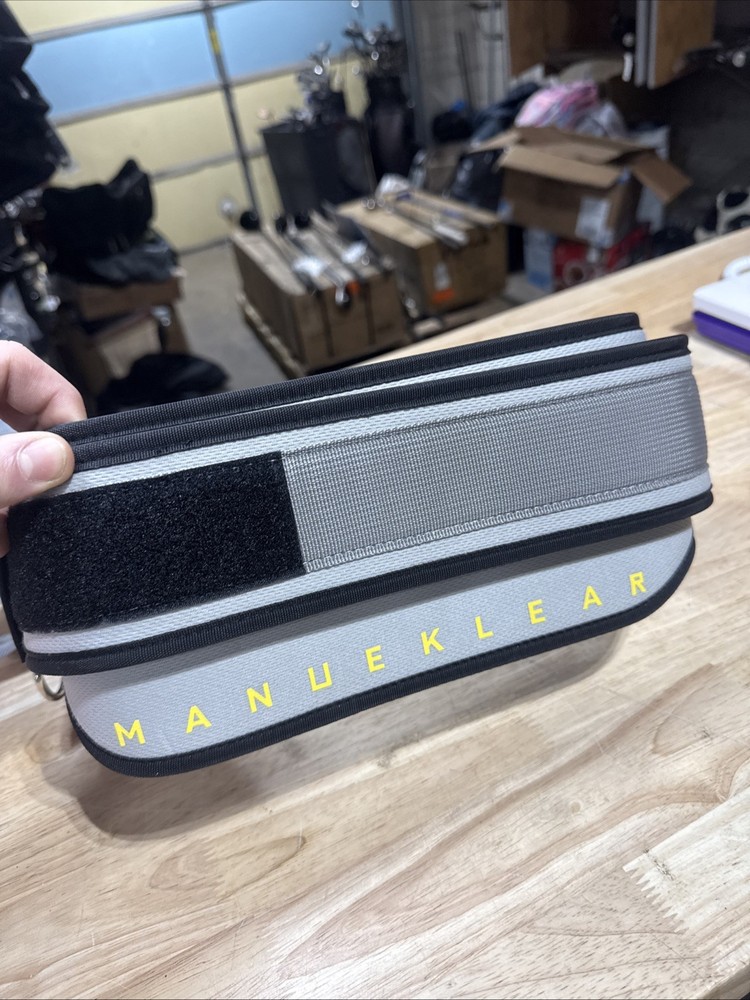 Manueklear 2-in-1 Weightlifting Belt Size Medium New READ