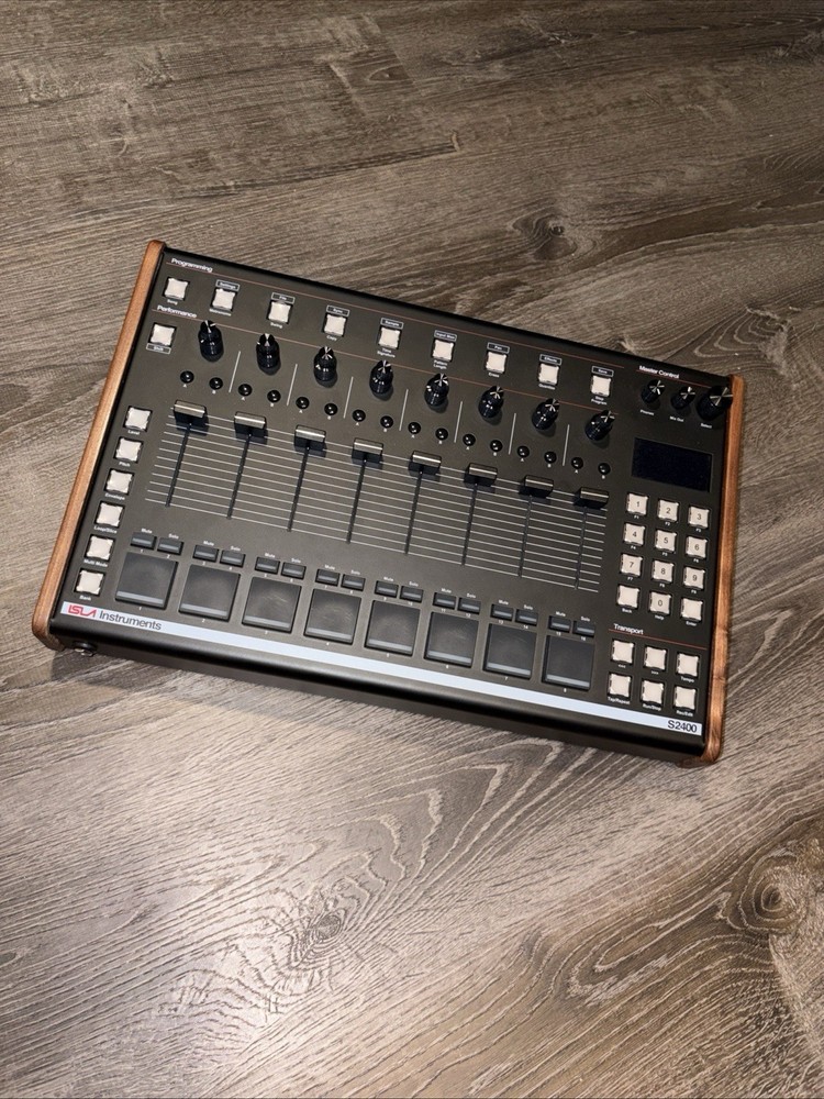 Isla Instruments S2400 Sampling Drum Machine