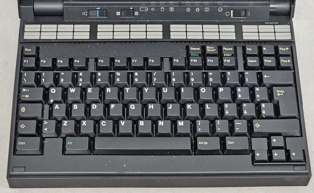 IBM PS/2 Note N51 SX Notebook Computer