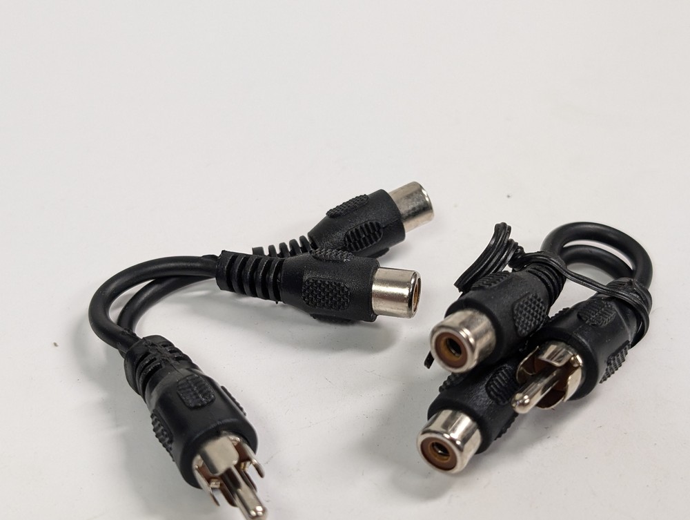 SHIELDED AUDIO Y CORD RCA PLUG TO TWO RCA JACKS (2 PACK)