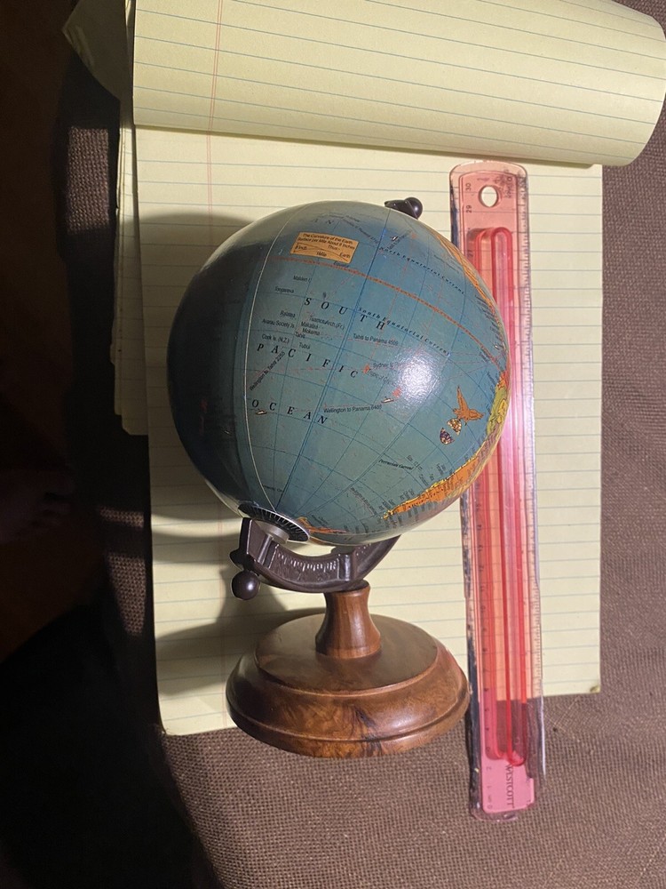 BEAUTIFUL DESKTOP TABLETOP MAP GLOBE - GREAT CONDITION