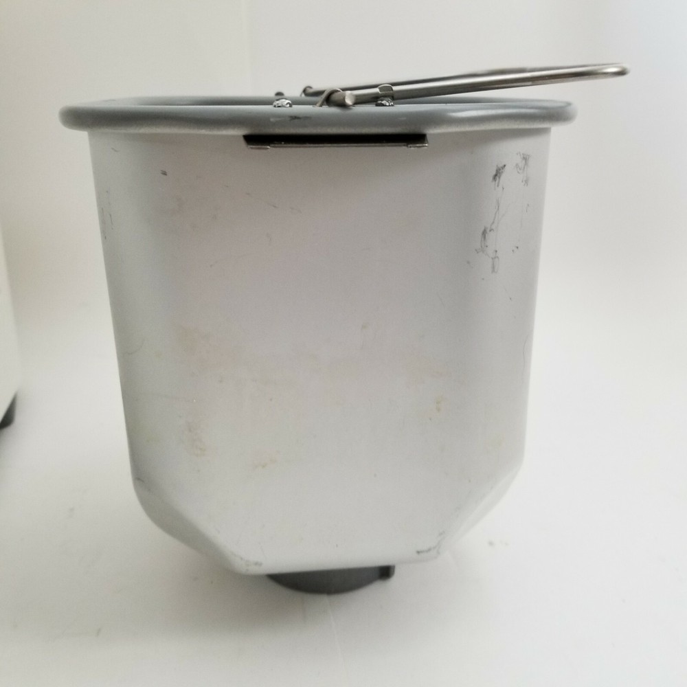 Breadman TR-440 Automatic Bread Maker 1.5 Lb Loaf Homemade Bread Machine