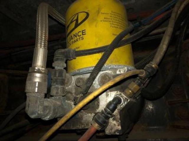 Bendix AD-IS Air Dryer - Used