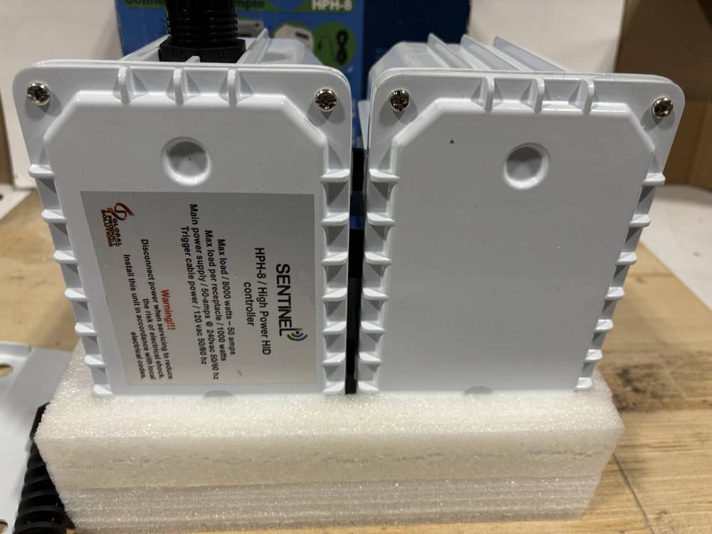 Sentinel HPH-8 HID High Power Controller Outlet-UNTESTED