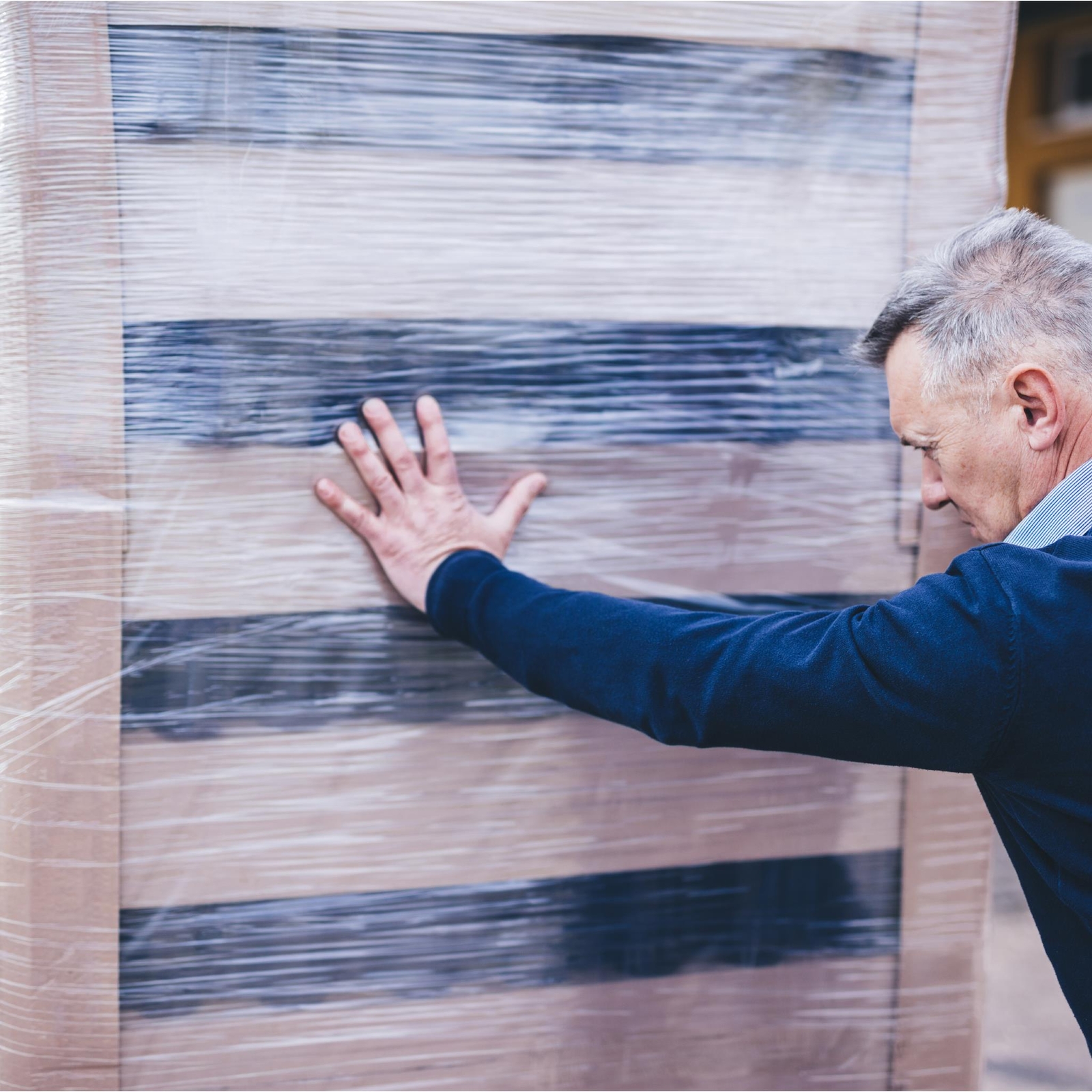 4 Rolls 13" x 1476' (30 Ga) Economy Pre-Stretch Film Shrink Wrap One Side Cling