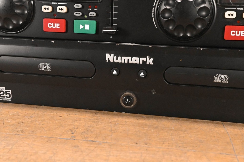 Numark CDN25 Professional Dual CD Player with Controller CG01UAC