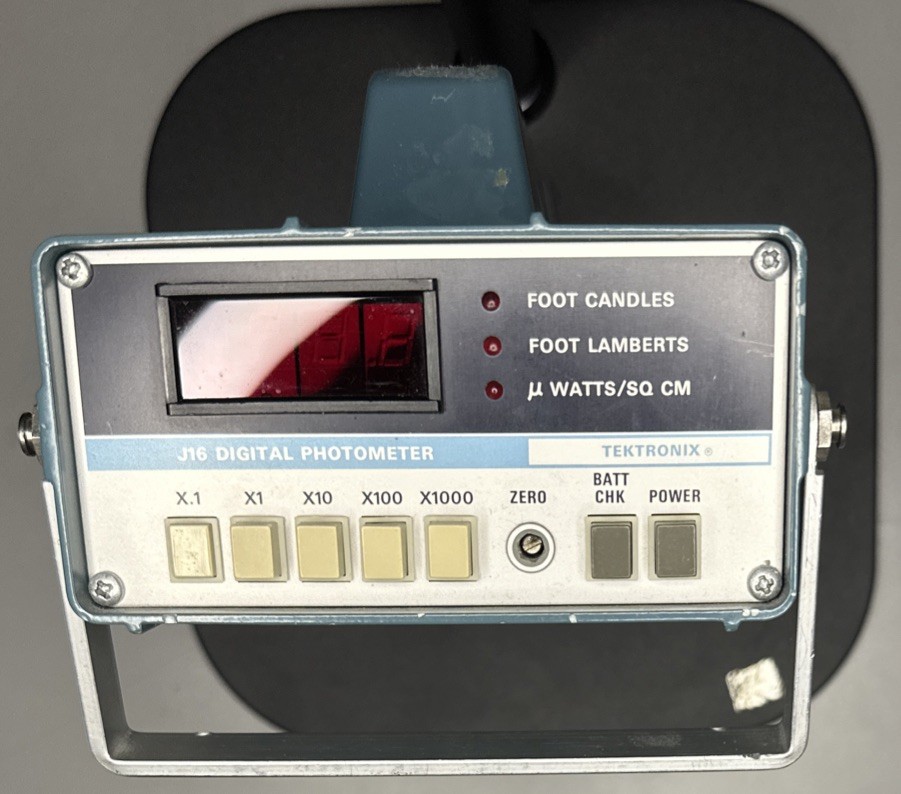 Tektronix J16 Digital Photometer w/ J6503 8° Luminance Probe |