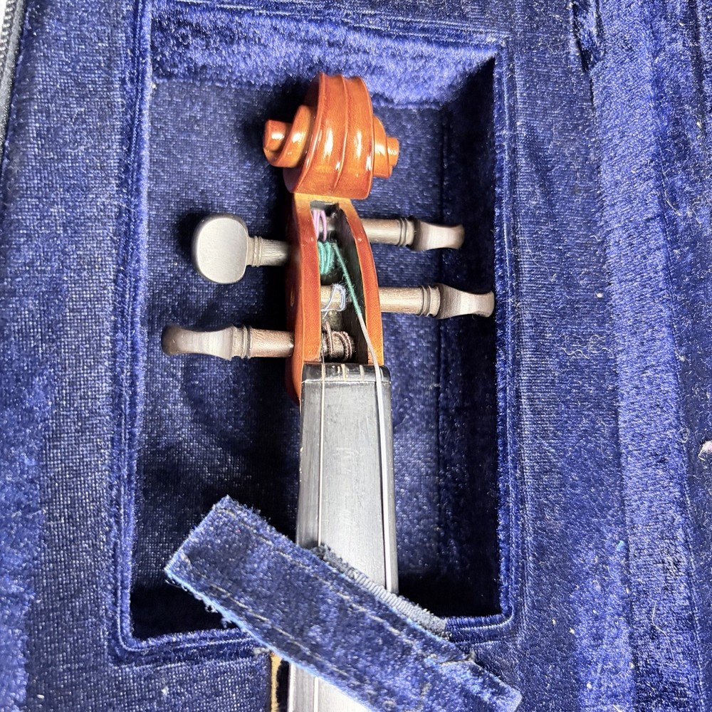 Student Violin with Case - needs new strings