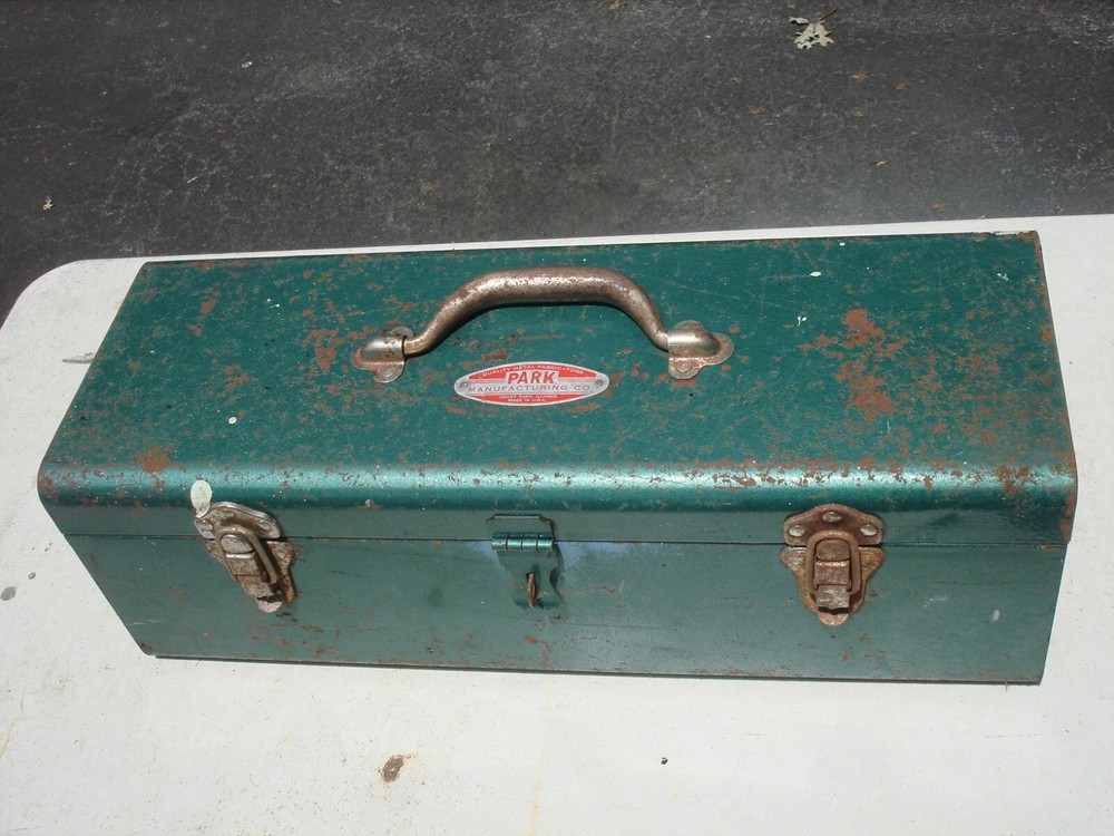 Vintage Park Portable Toolbox