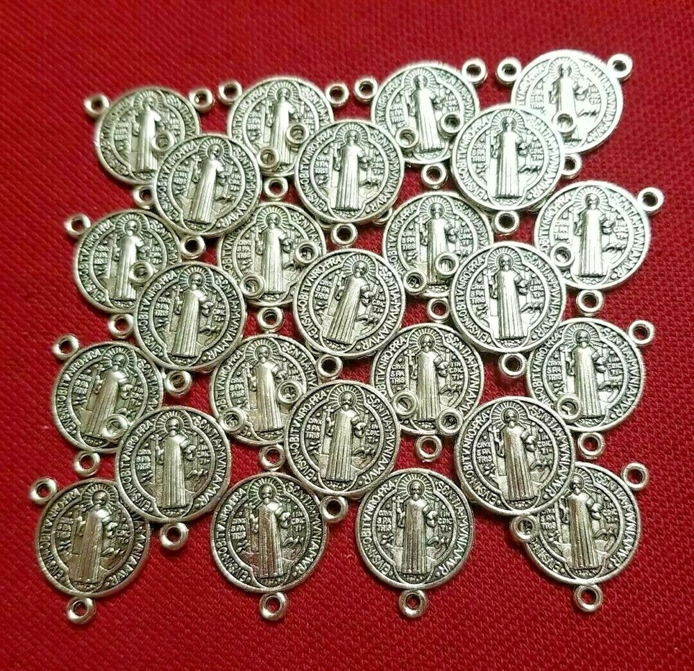 25 CHRISTIAN.CATHOLIC ROSARY CENTERPIECE FOR SAINT BENEDICT