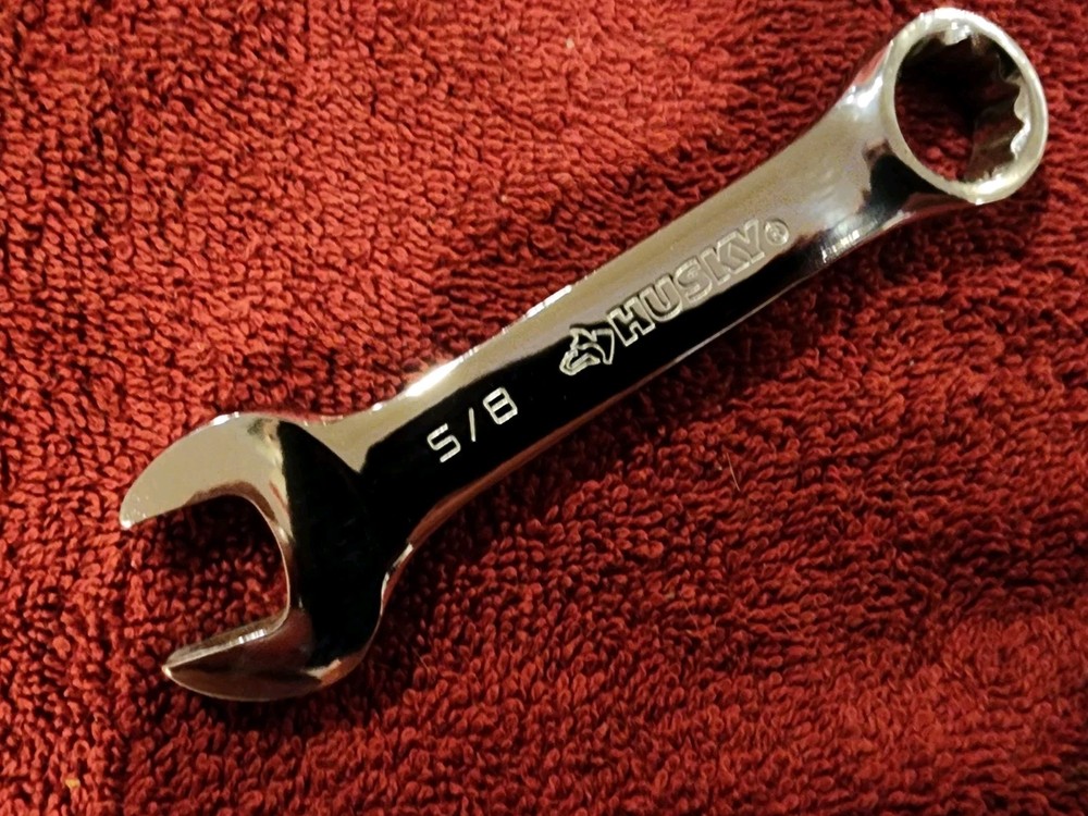 Husky 5/8" 12PT Stubby Combination Wrench
