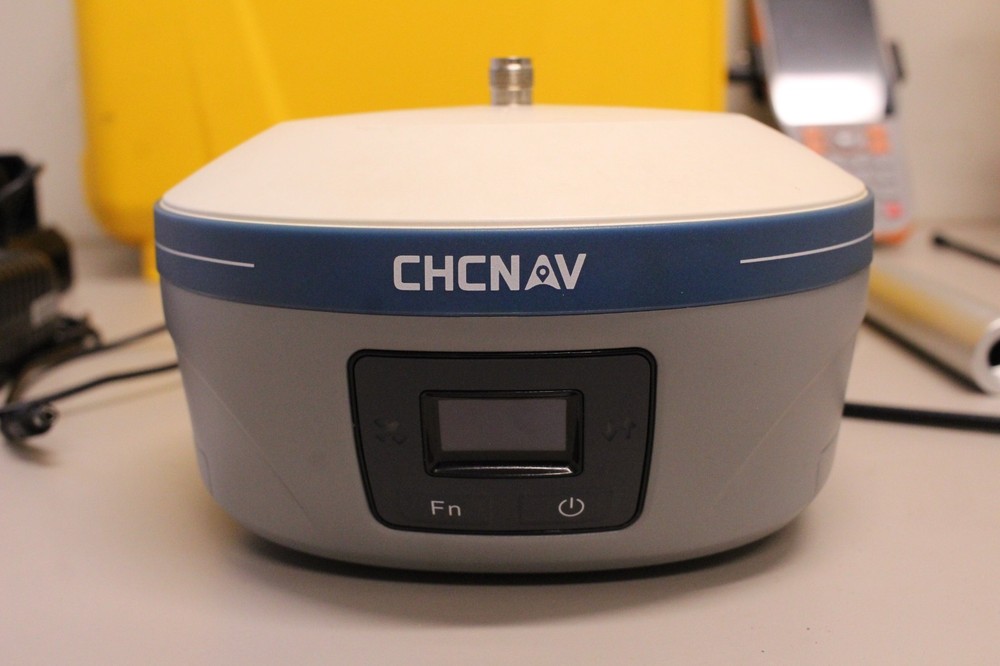 CHC i83 Rover, iBase Receiver, & Handheld Data Collector Bundle *Used*