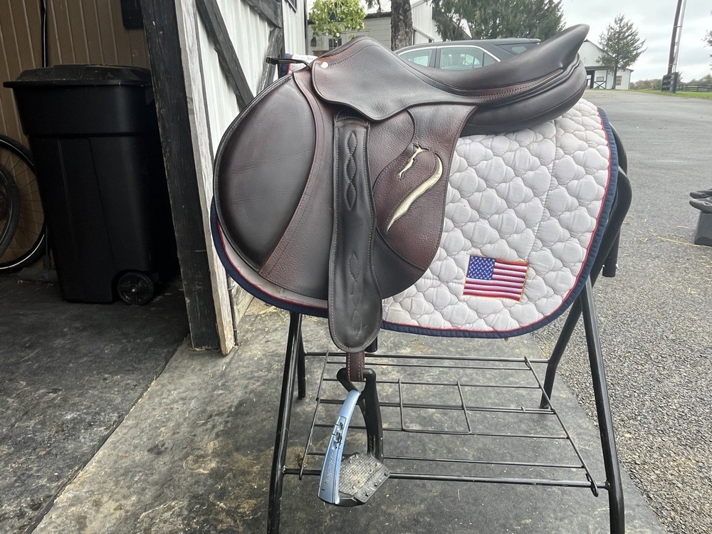 2022 Antares Evolution 16.5 Saddle