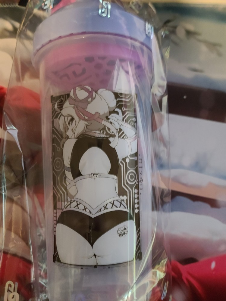 Gamersupps: Creator Cups x CodeMiko IN HAND!
