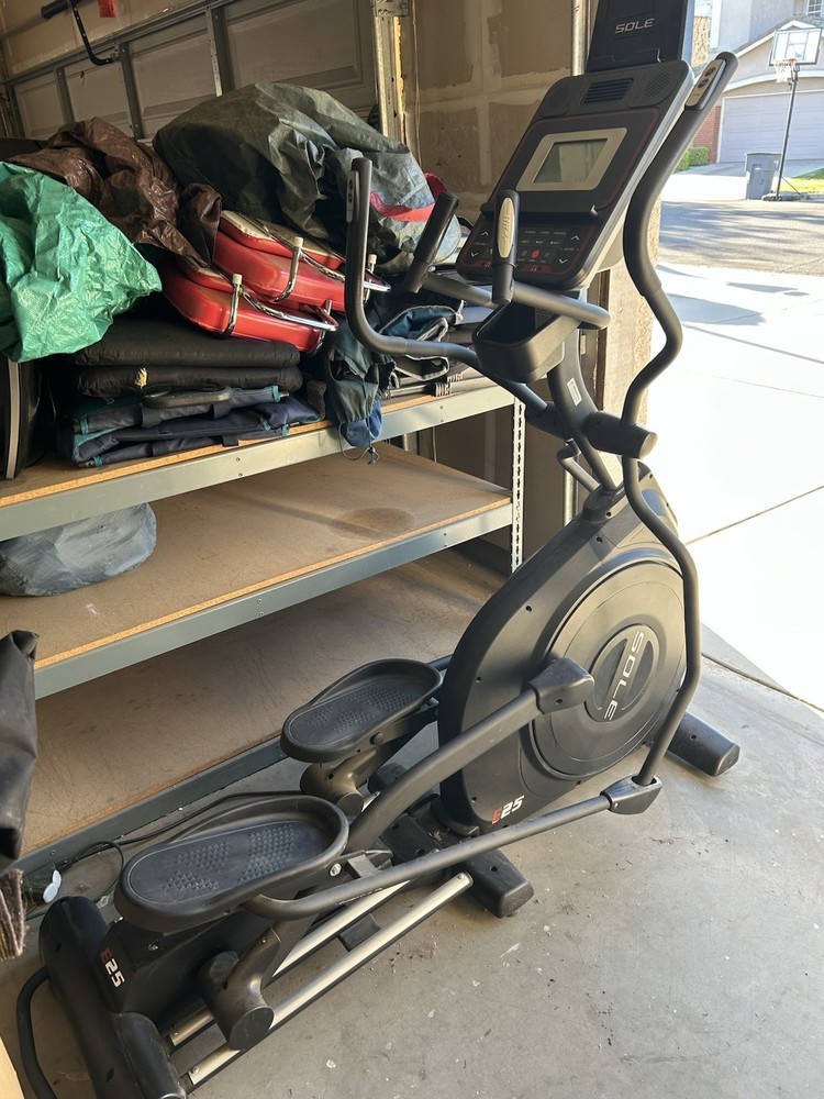 Sole Fitness E25 Front Drive Elliptical Trainer