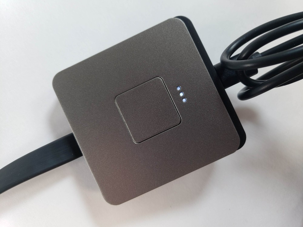 Wireless HDMI Transmitter and Receiver 4K Wireless HDMI Extender, Brown