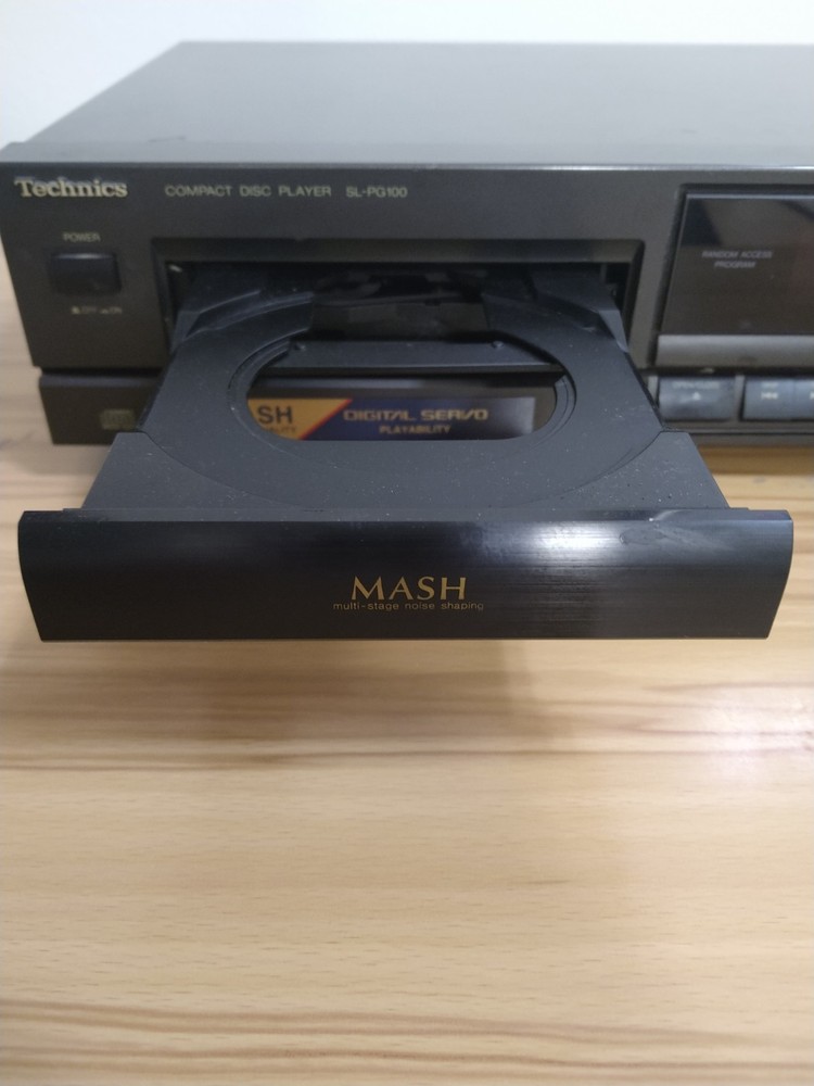 Technics SL-PG100 Compact Disc Player - No Remote -UNTESTED - see description