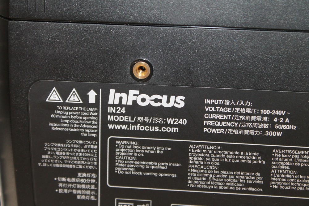 InFocus W240 DLP Projector