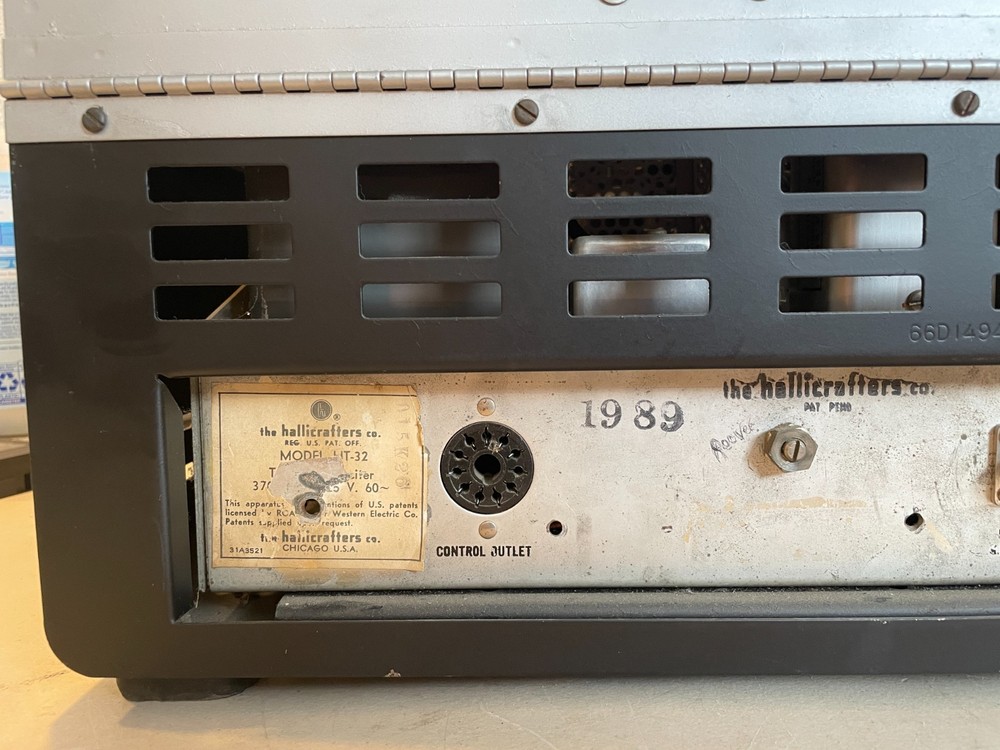 The Hallicrafters HT-32 Tube Ham Radio Transmitter/Exciter HT32 HT-32