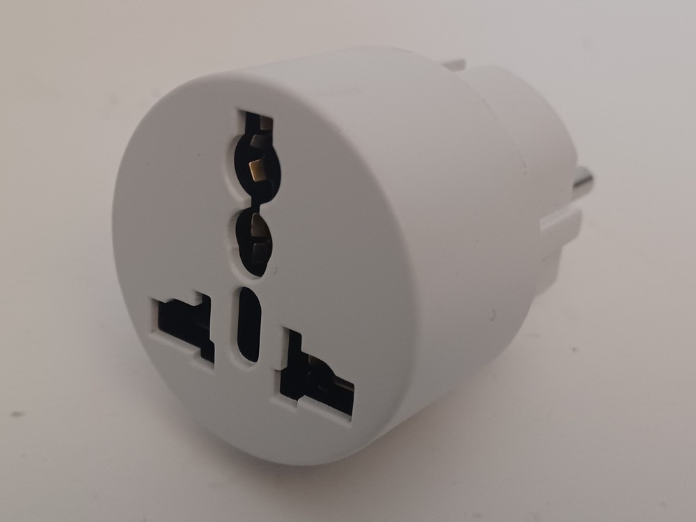 Smart Plug With Power Consumption