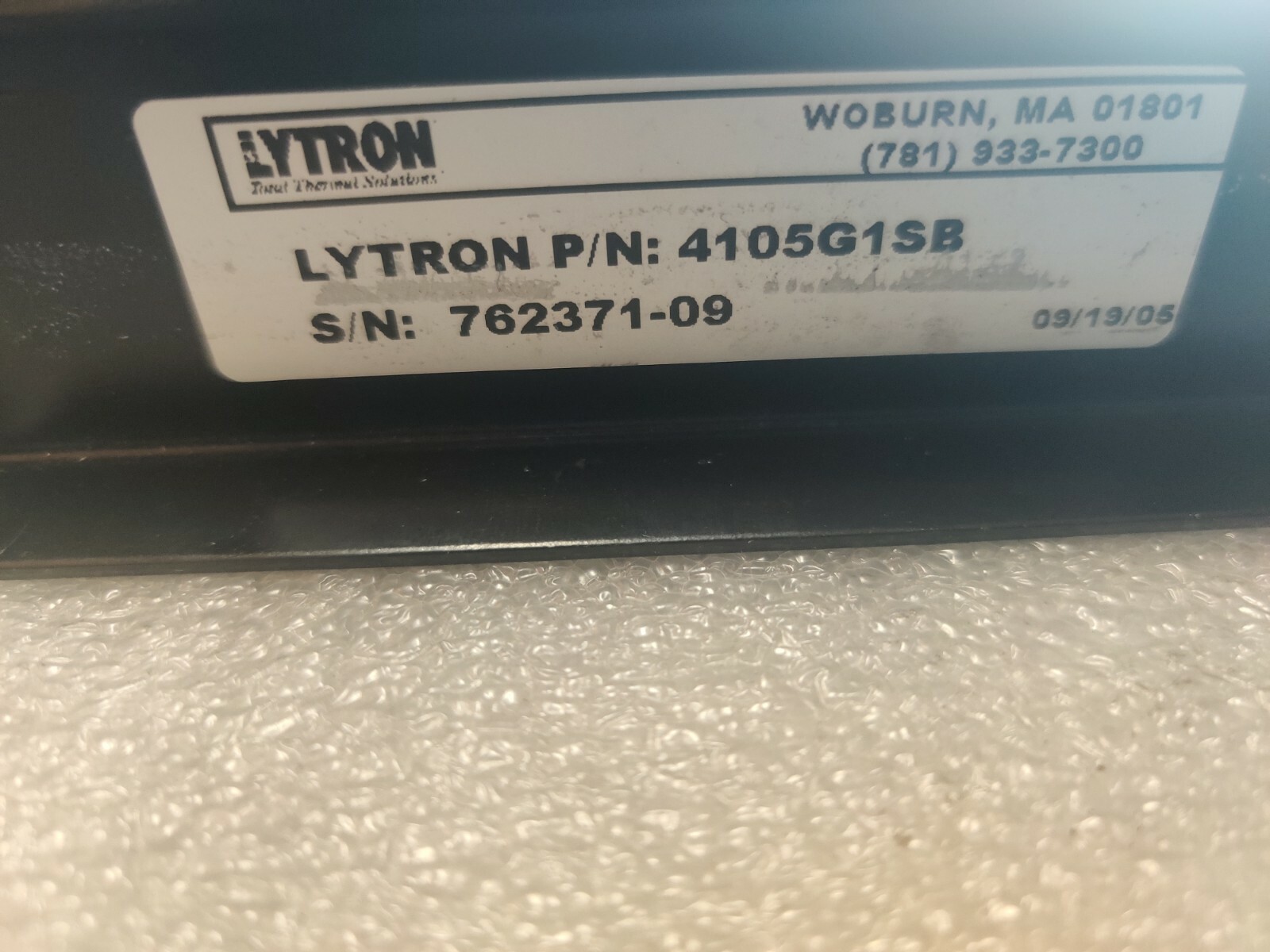 Aavid-Boyd's Lytron 4105G1SB 4000 Series stainless steel tube-fin heat exchanger