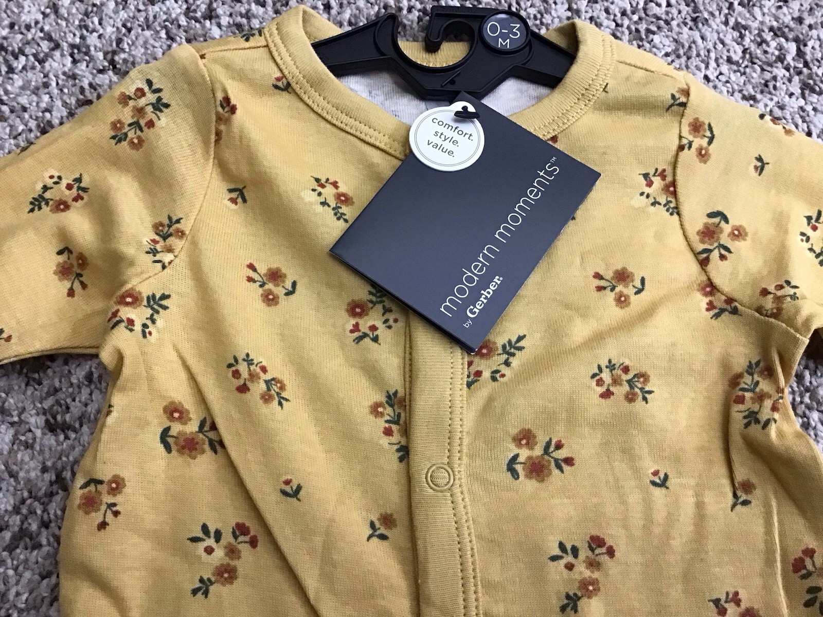 NEW INFANT GIRL'S 0-3 Month MODERN MOMENTS BY GERBER Onsie COVERALL Yellow (GM2)