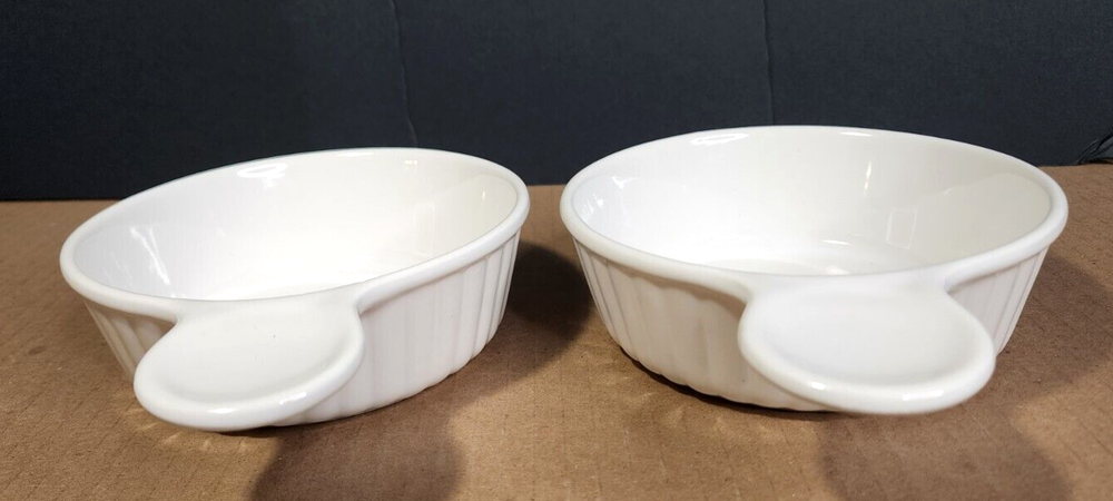 2 Grab It White Ceramic Tab Handle Dishes
