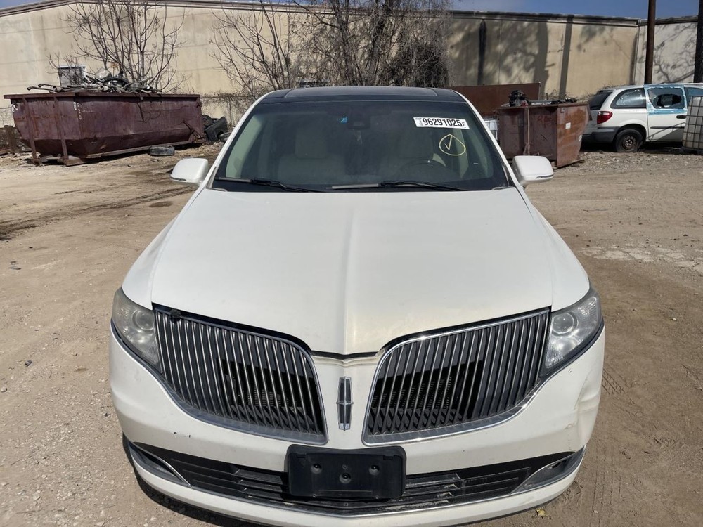 Camera Front Windshield Mounted Fits 10-19 MKT 1009443