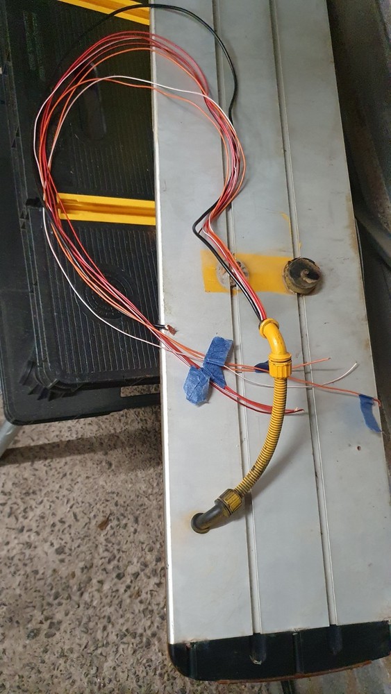 Haztec xpress flashing amber warning light bar
