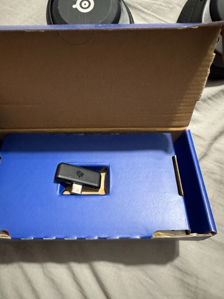 SteelSeries Arctis Nova 5P Wireless Bluetooth Over-Ear Headset Black