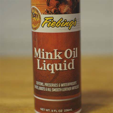 Fiebing's Mink Oil Liquid 8 ounce Leather Care with Neatsfoot Oil