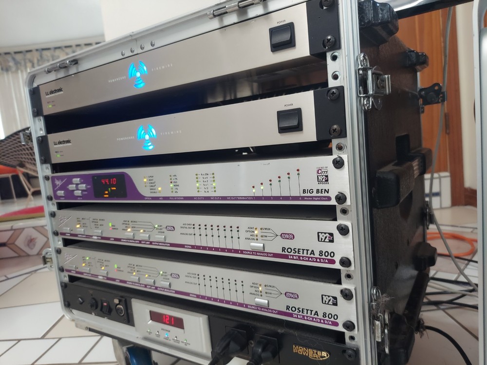 Protools 10, Apogee 192 AD & Big Ben Clock, TC Electronic Powercore 4, Mac