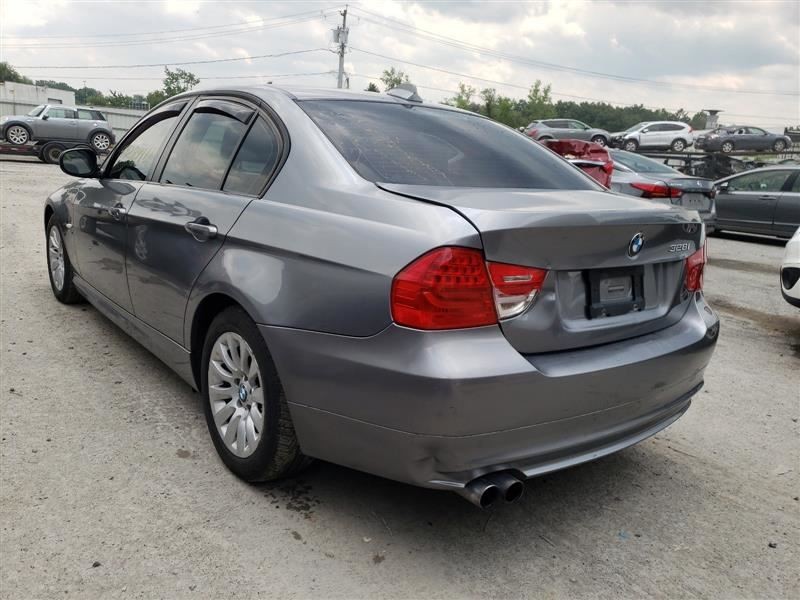 328I 2009 Glove Box 377981