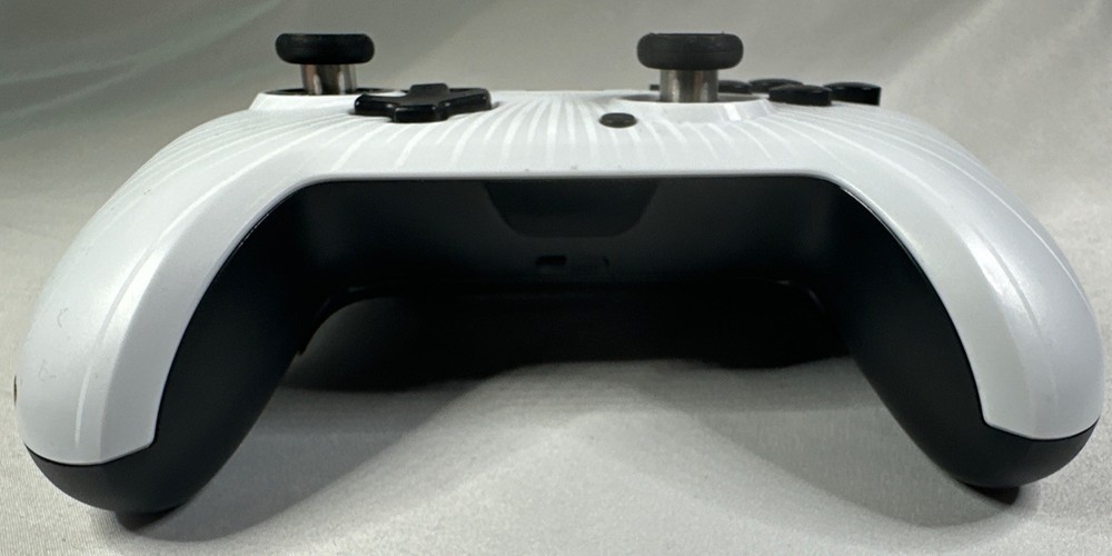PDP Nintendo Switch Faceoff Wired Pro Controller Super Mario Star White 500-069