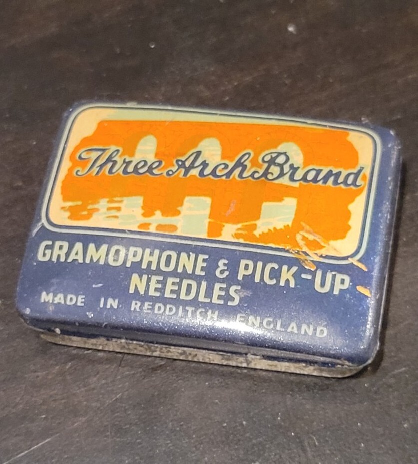 Vintage Gramophone phonograph needle tin Three Arch Redditch Empty