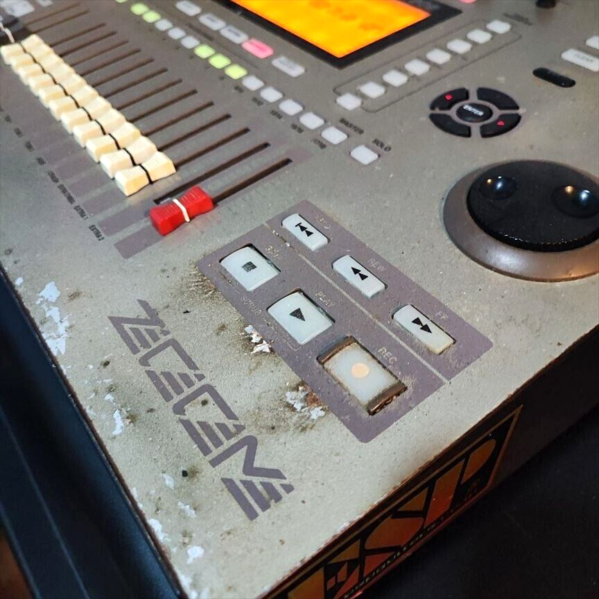 Junk Not Working Zoom MRS-1608 Multi-Track Recorder