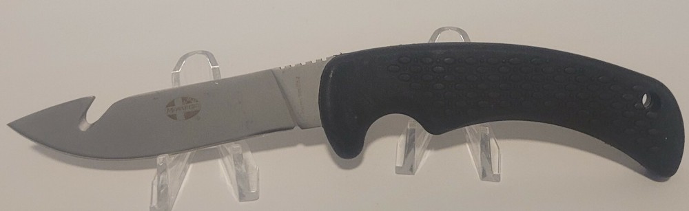 Mossberg Fixed Blade Hunting Knife with Gut Hook