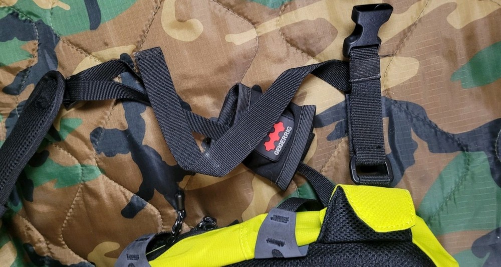 Geigerrig Hydration Pack Neon Yellow