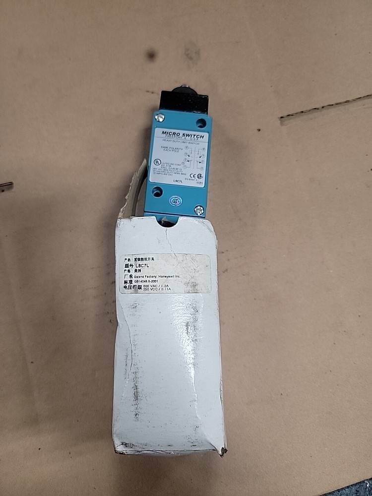 NEW Micro Switch LSC7L Honeywell Limit
