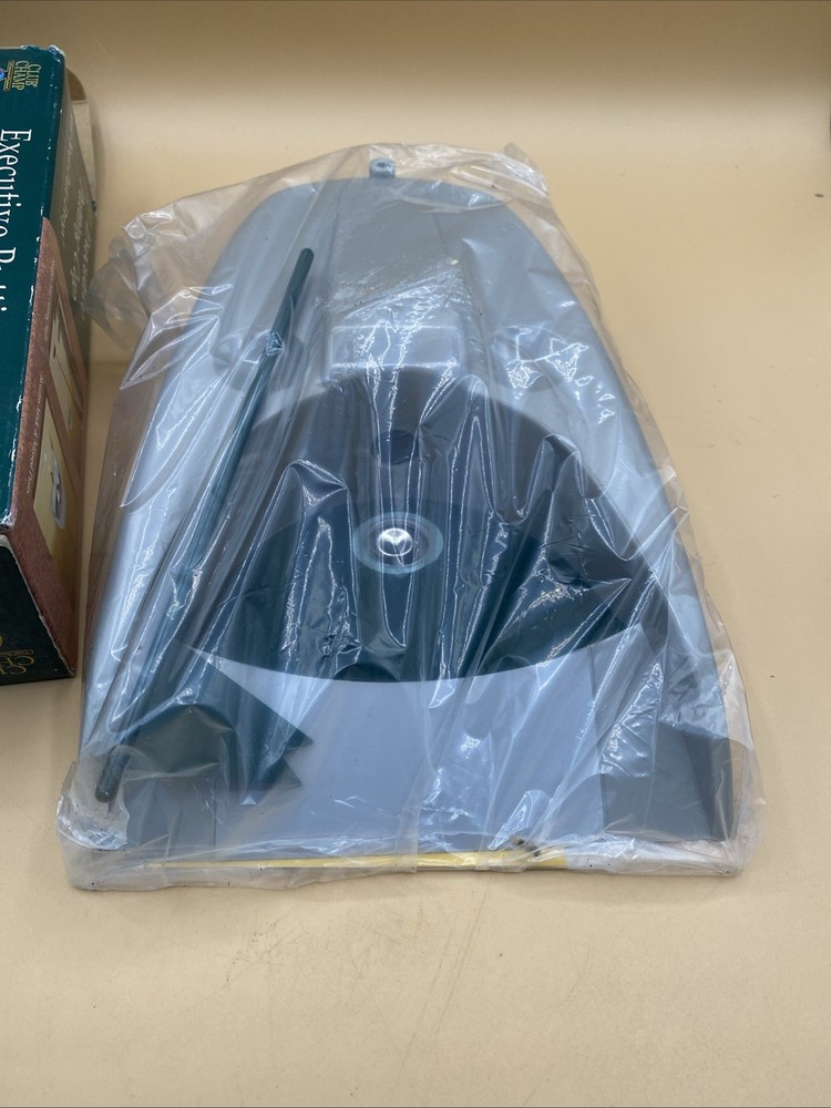 Club Champ Chip Executive Putting Cup