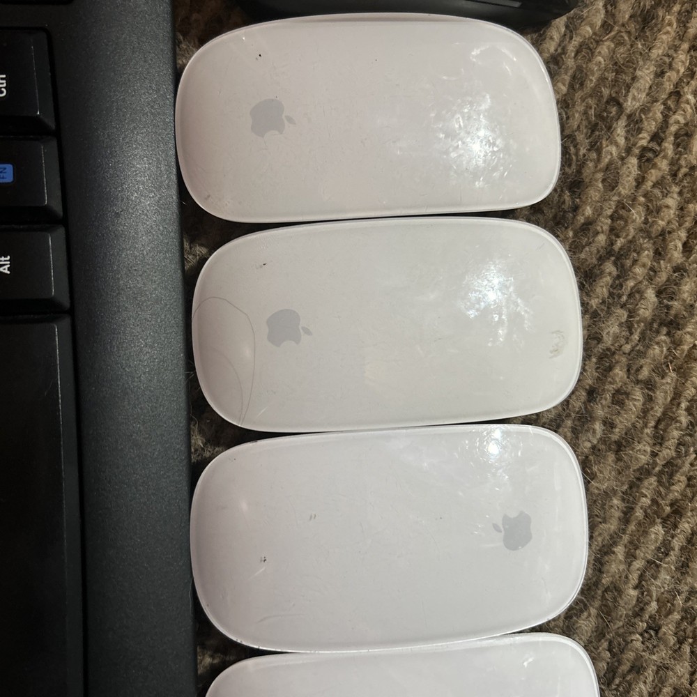 LOT 5 Apple Mouse 4 different mouse and 3 keyboards