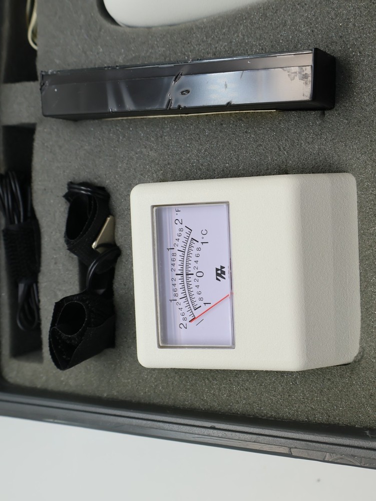 GSR Temp 2 Biofeedback Relaxation System With Plastic Case, GREAT CONDITION