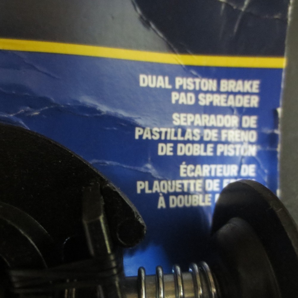 Carlyle Brake Pad Spreader - 77-4004