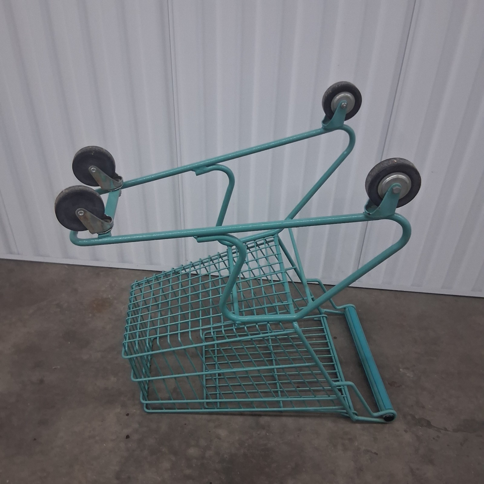 Vintage 70's Winn-Dixie Teal Child's Small Shopping Cart 25" Metal Grocery Buggy