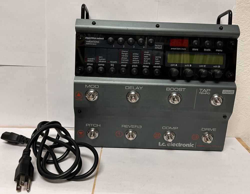 T.C. Electronic Nova System Guitar Multi Effects Processor Pedal, Tested/Works
