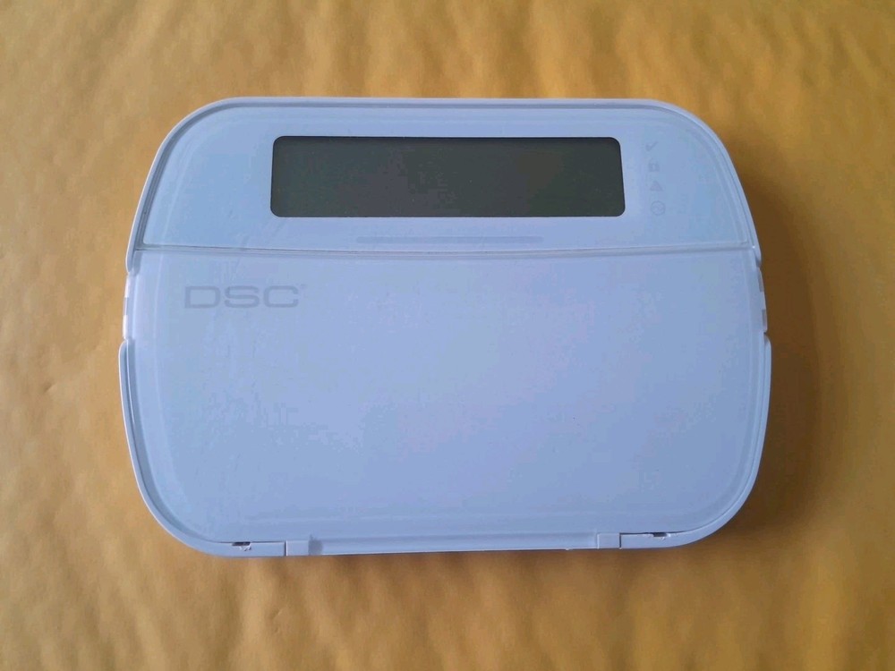 DSC PowerSeries HS2LCDRF9 Full Message LCD Hardwired Keypad Ver 1.31. g147