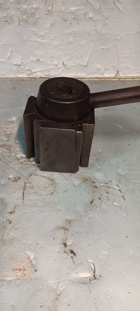 ALORIS MODEL CXA QUICK CHANGE TOOL POST No Holder