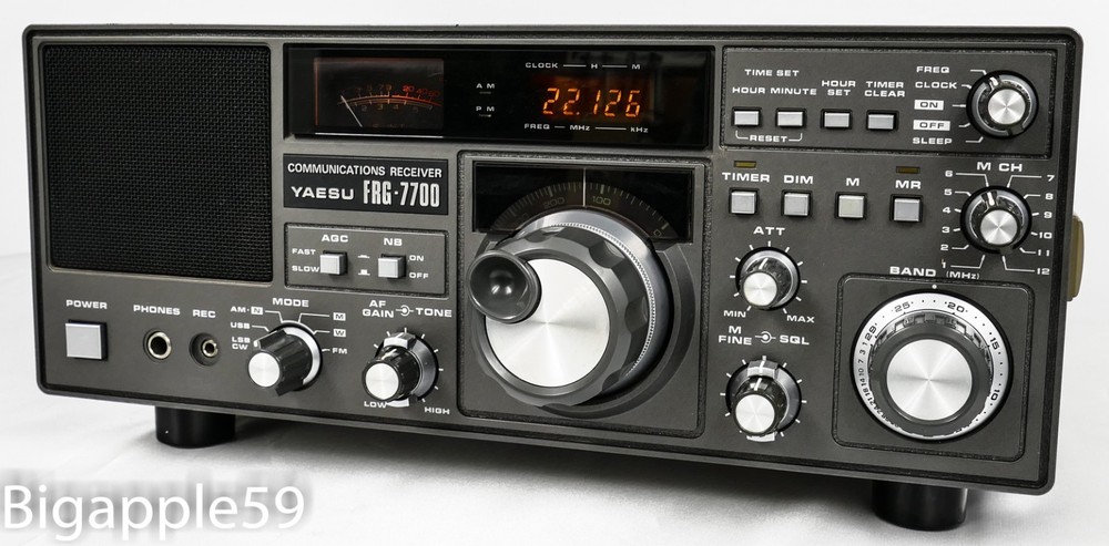 Yaesu FRG-7700 Shortwave Ham Radio Shortwave Receiver with MU-7700 Memory Module