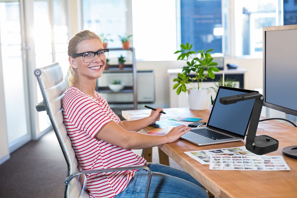 Qomo 4K HDMI/USB 13MP FLIP DOCUMENT CAMERA WITH EXTENDABLE ARM