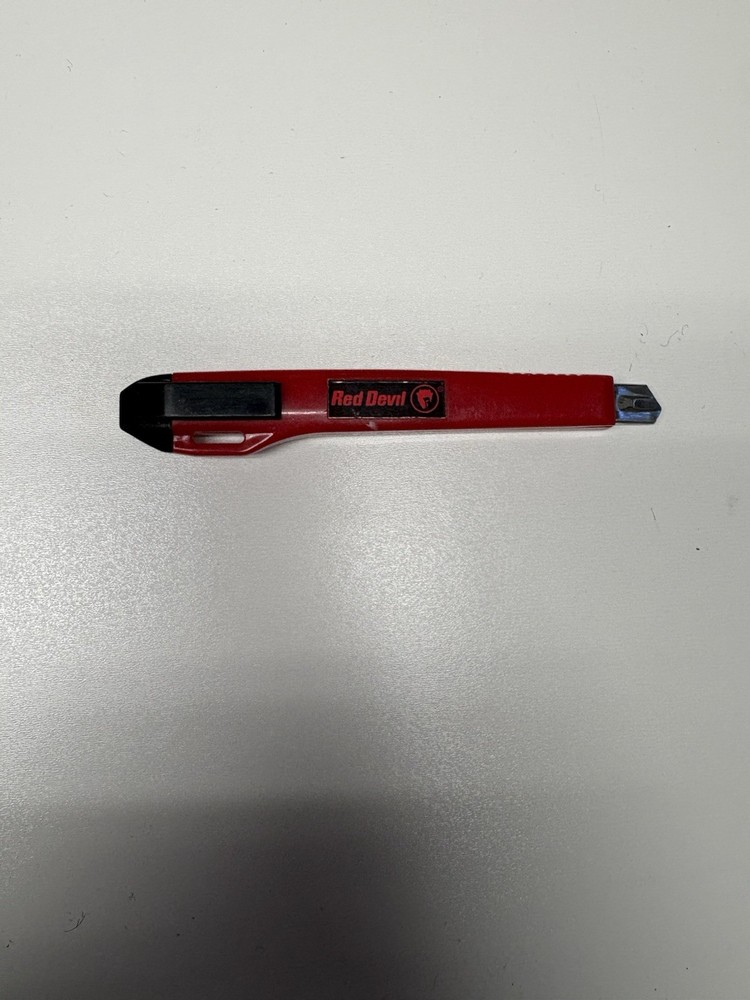 Red Devil Box Cutter Knife